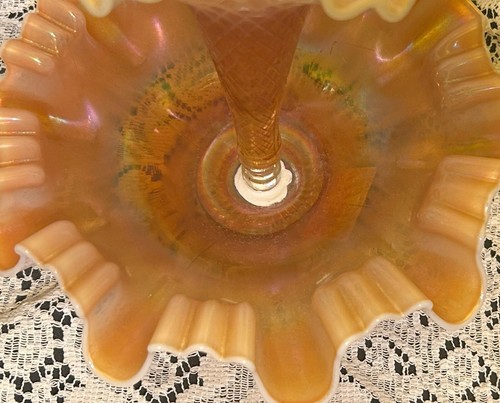 "FISHNET" SINGLE LILY EPERGNE PEACH OPALESCENT CARNIVAL GLASS BY DUGAN GLASS CO. - Picture 3 of 7