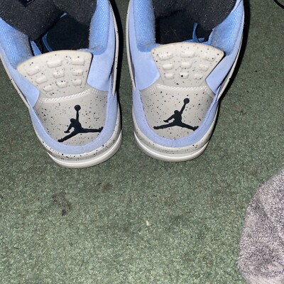 university blue jordan 4 fake vs real