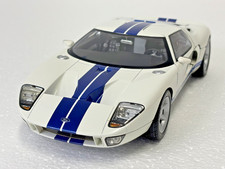 Rare * Ford GT * Excellent Condition * 1/18 * White with Blue Racing Strips