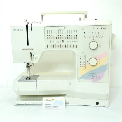 BERNINA 1090 Riccar Computerized Sewing Machine Tested Holidainu /w Outer case