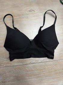 Victoria&rsquo;s Secret Lot Of 4 Pink Wireless Push Up Bra Padded Size Small