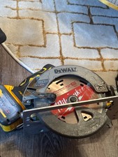 Dewalt 20volt Max 7 1/4 Circular Saw With Flexvolt Advantage DCS573 TOOL ONLY 