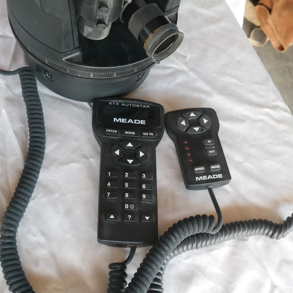 MEADE ETX-90 EC Tracking Telescope set W/ Autostar Controller - Image 4 of 4