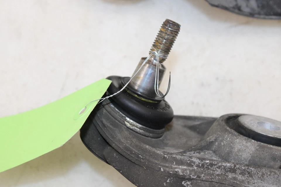 Juego de brazo de control delantero Porsche Boxster 1997-2004 OEM JT83 Foto 4 de 4