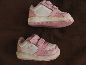infant girl sneakers