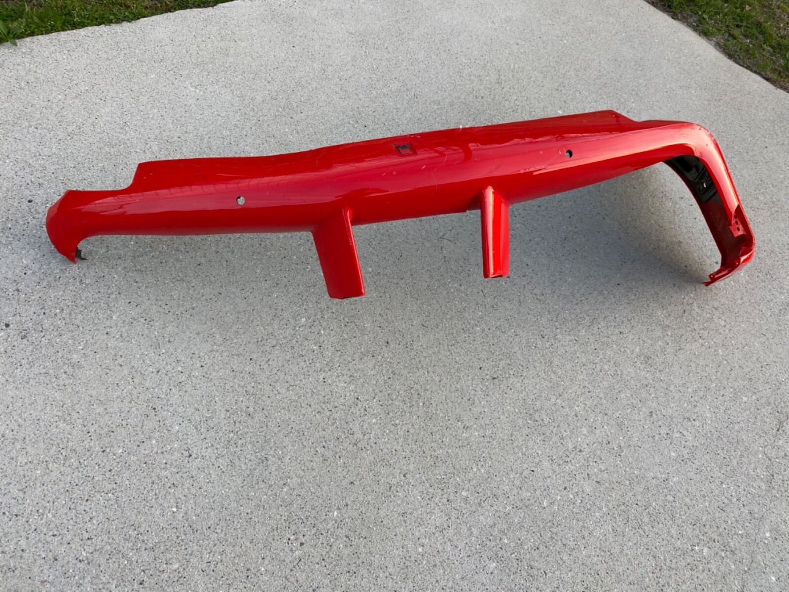 2016 2017 2018 2019 Ferrari 488 GTB Front bumper section