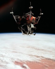 APOLLO 9 LUNAR MODULE SPIDER EARTH ORBIT 11x14 GLOSSY PHOTO PRINT