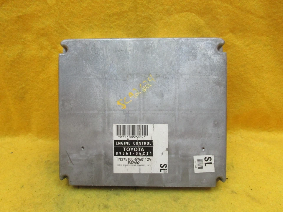 05 06 2005 2006 Módulo de control informático motor Toyota Solara ECM ECU PCM Foto 3 de 4