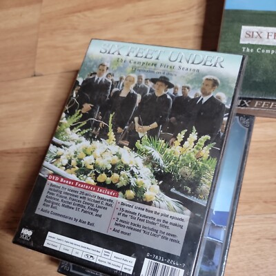 Six Feet Over Killing!! 未開封DVD Amazon.com: Six Feet Under: The Complete Second, Third