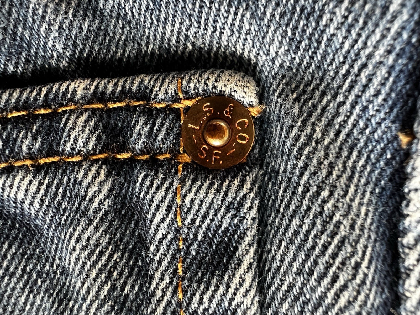 Levi's Jeans Men's 30x34 505 Straight Leg Blue Cotton Denim thumbnail 6