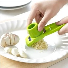 Mini Garlic Grinder - Creative Press for Manual Mashing - Green Kitchen Tool