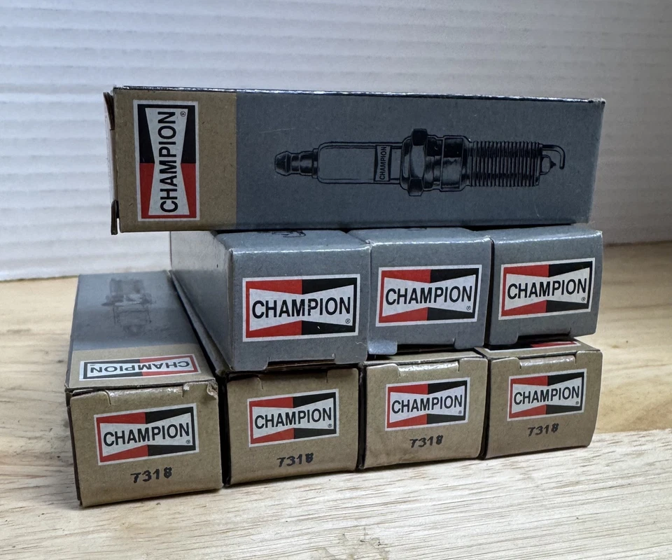 Champion 7318 Double Platinum Spark Plugs 8 Pcs - Image 3 of 4