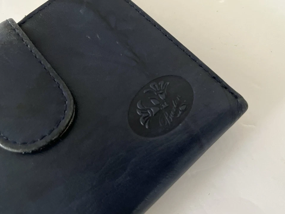 BUXTON женщин темно-синий из натуральной кожи Snap & Kiss замок двойной Cardex бумажник - Изображение 2 из 4