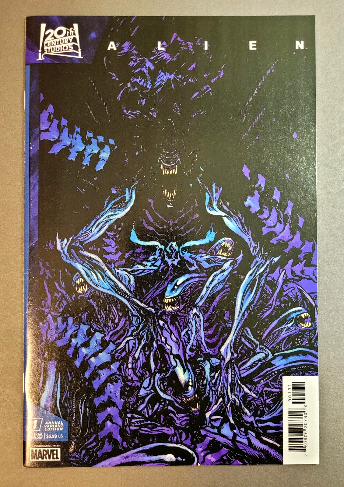 Alien Vol 3 Annual #1 Cover C Variant Daniel Warren Johnson Cover - NM
