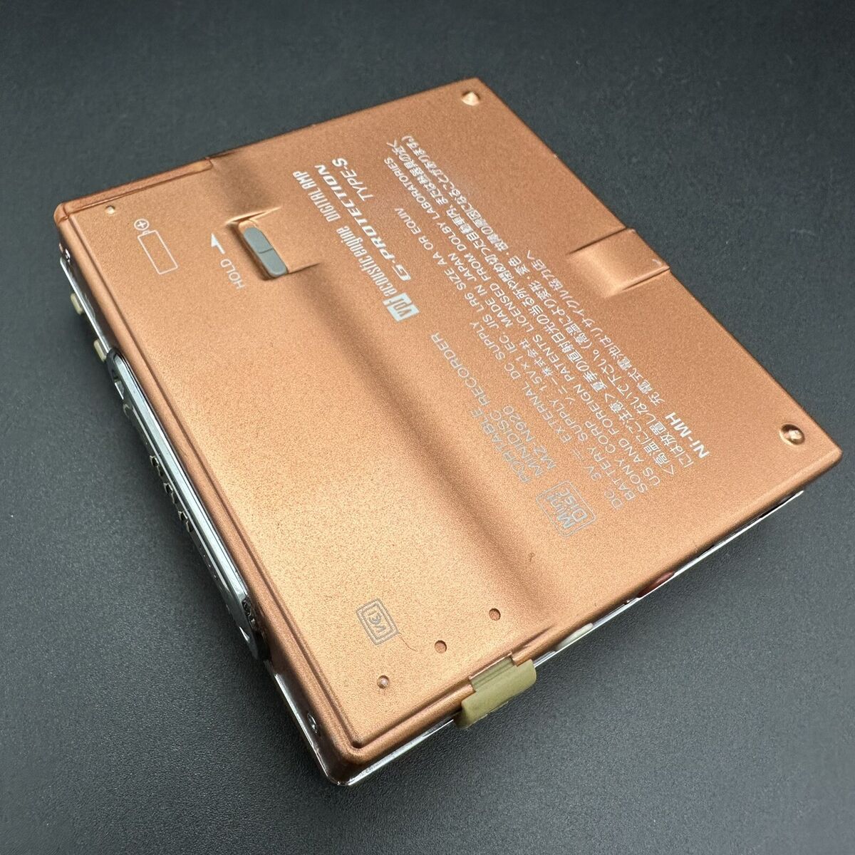 SONY MZ-N920 NET MD WALKMAN Pinkish orange Tested Working SONY MZ-N920 NET MD WALKMAN Pinkish orange Tested Working
