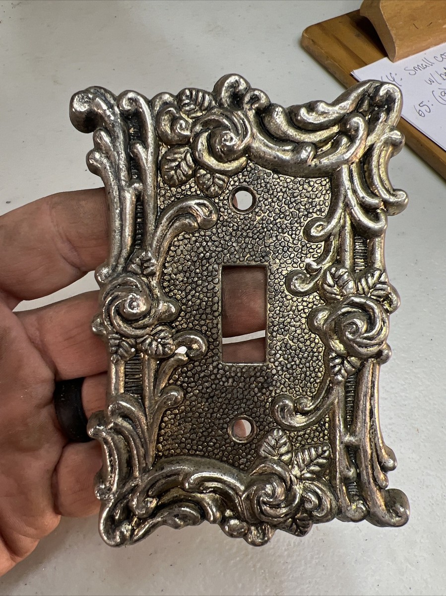 How to Clean Brass Light Switches: Easy Steps for a Shiny Finish