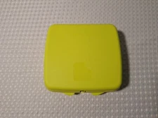 Tupperware Sandwich Keeper Hinged Clamshell Square Container #8203A Neon Green