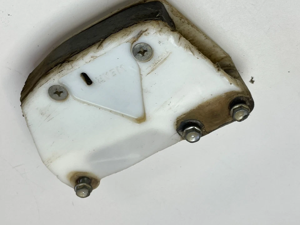 Honda XR250R 2000 guía de bloque de cadena XR250 96-04 Foto 3 de 4