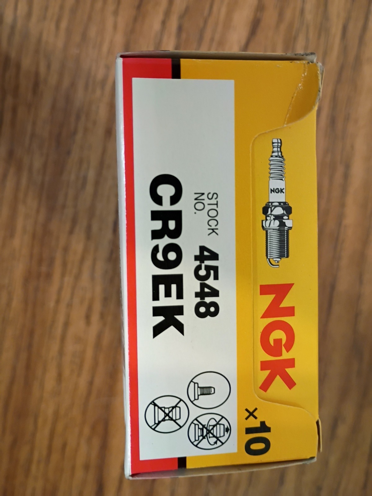 10-PACK GENUINE NGK CR9EK MULTI-GROUND PARK PLUGS #4548 SUZUKI KAWASAKI TRIUMPH