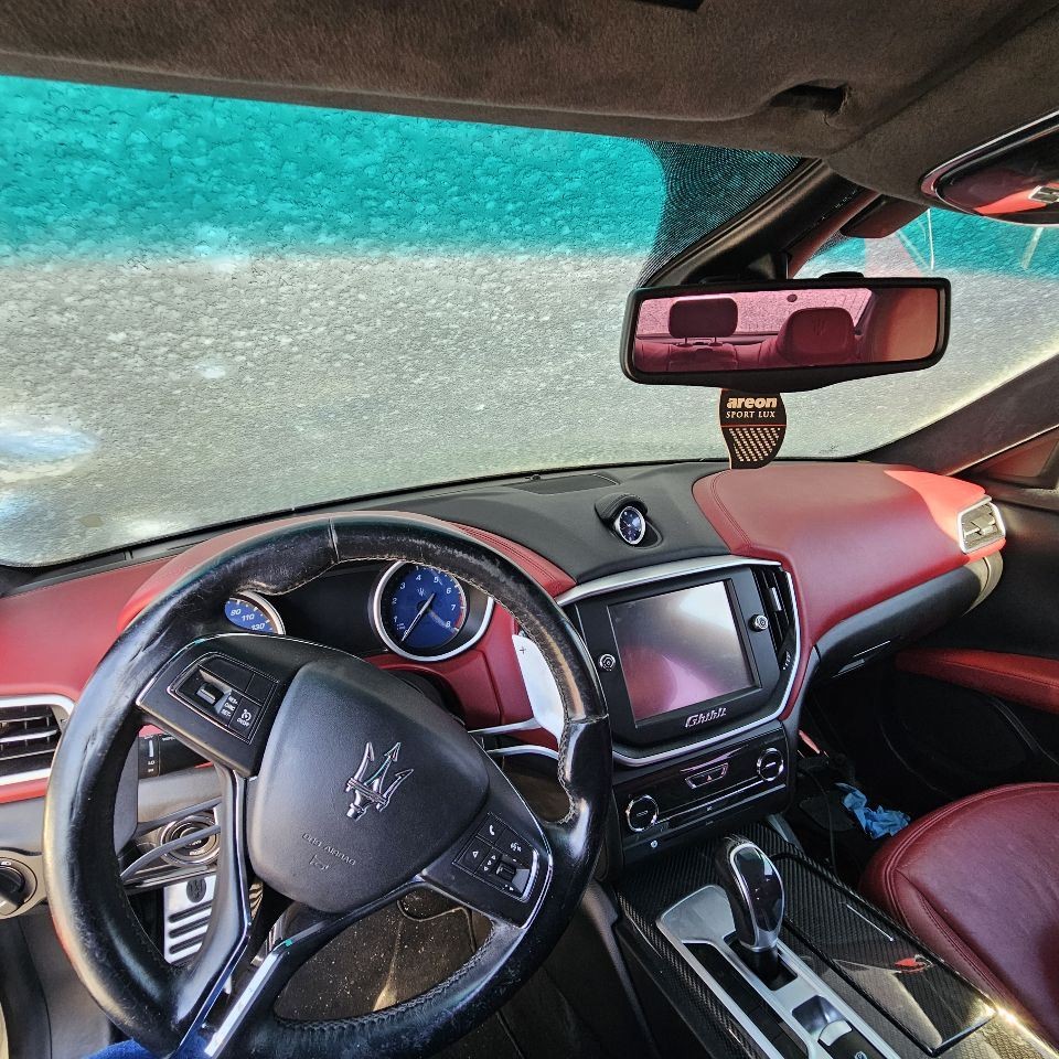 Maserati Ghibli 2014-2017 Steering column