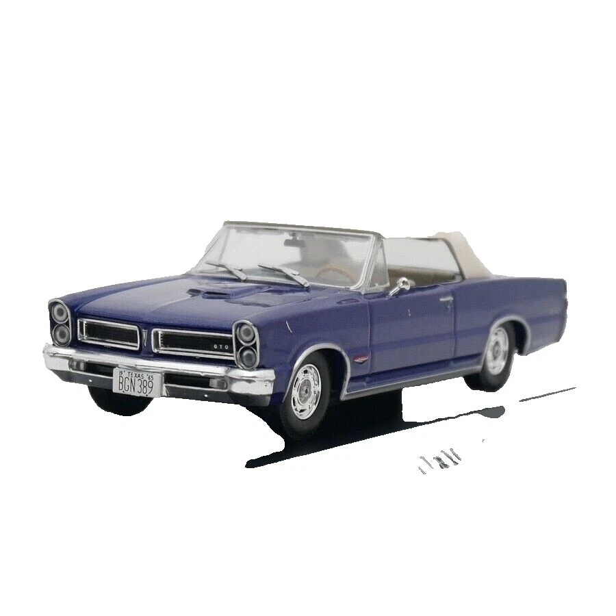 Pontiac 1:43 Diecast coches, camiones y camionetas