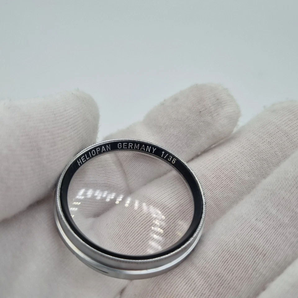 Heliopan 1/36 close up lens filter vintage push on genuine #132 - Image 2 of 3