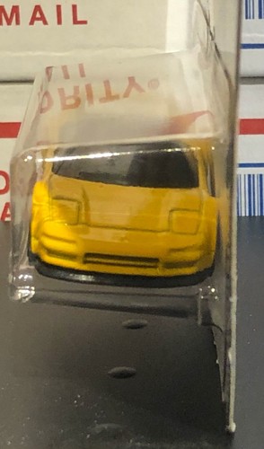 2017 HOT WHEELS '90 ACURA NSX, YELLOW, #4/10 NIGHT BURNERZ, #94/365 - Picture 5 of 6
