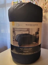 Mainstays Reversible Microfiber Comforter, Navy, Full/Queen, Adult, Unisex