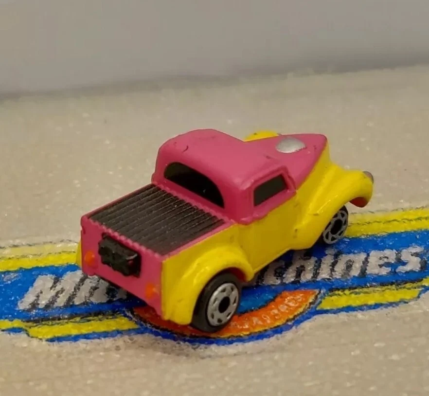 Micro Machines, 1999 Hasbro, Pink Willys Pickup, #1 Hot Rods Collection - Image 4 of 4