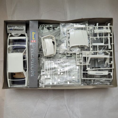 1/24 Revell Premium BMW 750iL Zender 1:24 Revell 7181 BMW E32 Zender Rare OVP - Bild 2 von 3