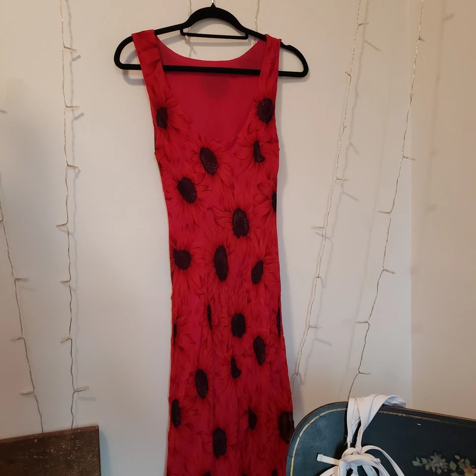 复古 Y2K 偏斜切粉色,静音花卉,低背迷笛连衣裙 S — 第 3/3 张图片