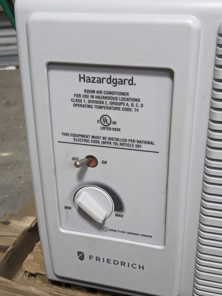 Friedrich Hazardgard Series Air Conditioner AC Unit 15700 BTU 230v SH15M30A Used