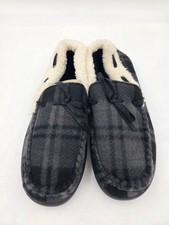 NWT Men Plaid Slippers Moccasins Plush Faux Fur Lined Medium Fits 8-9 Gray