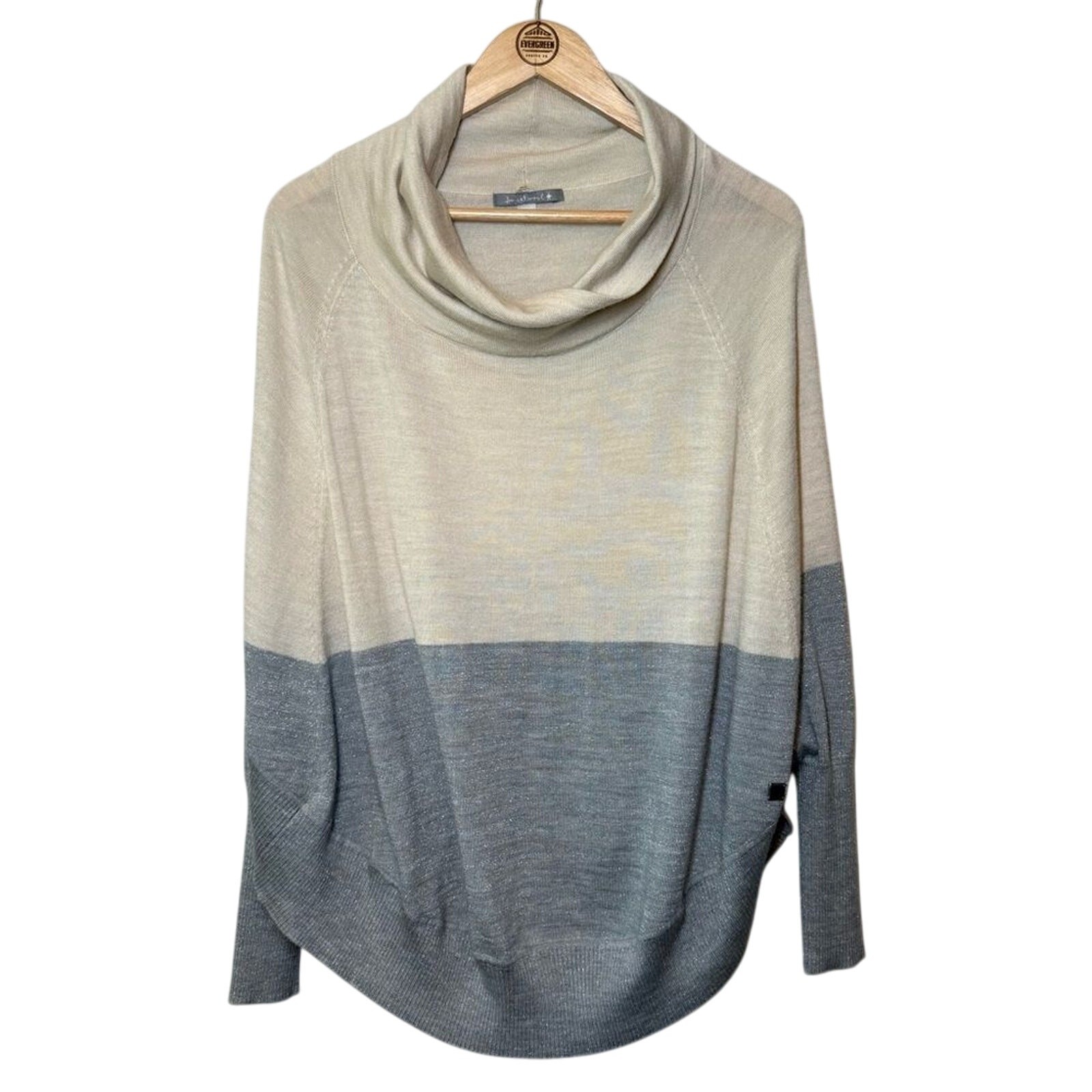 SmartWool Nokoni Poncho Sweater Dolman Sleeve Style Merino Wool Women's Size S/M