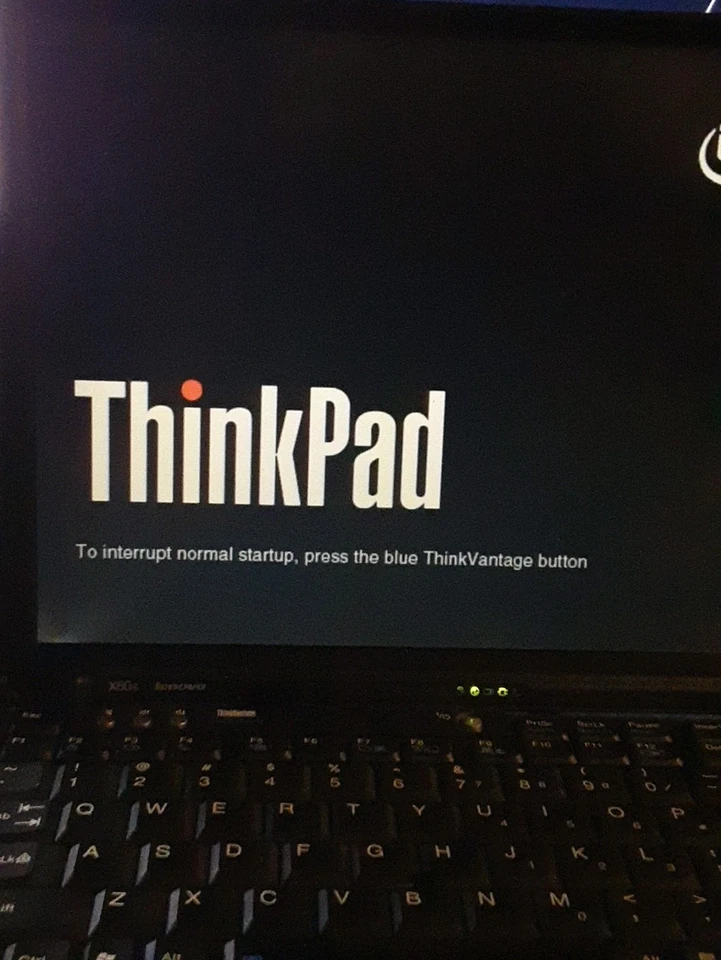 Vintage IBM ThinkPad X60s Windows XP Home SP2 1 GB ram Core2Duo L2400 1.66GHz - Image 2 of 4