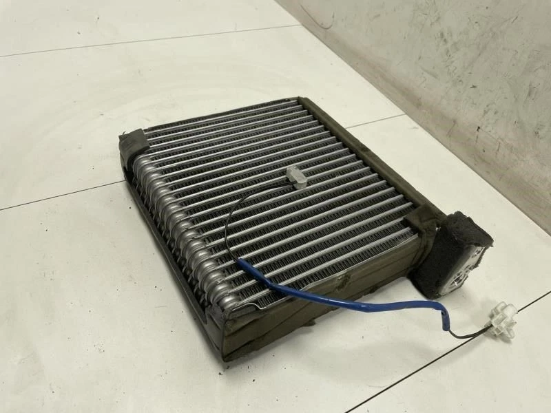 Mazda 5 Sport 2012 aire acondicionado con indicación evaporador OEM+ Foto 4 de 4