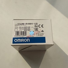 1PC New Omron E3JM-R4M4-US Photoelectric Swit...