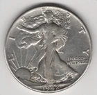 1942 P WALKING LIBERTY HALF DOLLAR 90% SILVER PHILADELPHIA .50¢ UNITED STATES