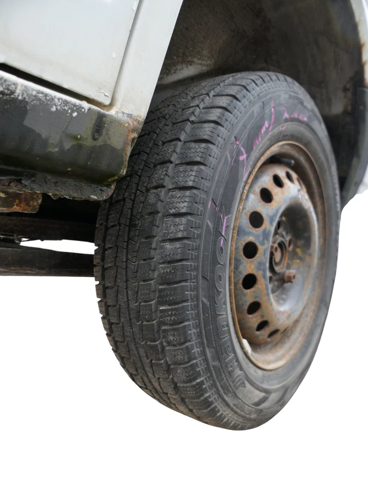 2x VW T4 Felgen Reifen 195/70 R15C 104/102R Winterreifen 6jx15H2 ET55 - 8mm - Bild 2 von 4