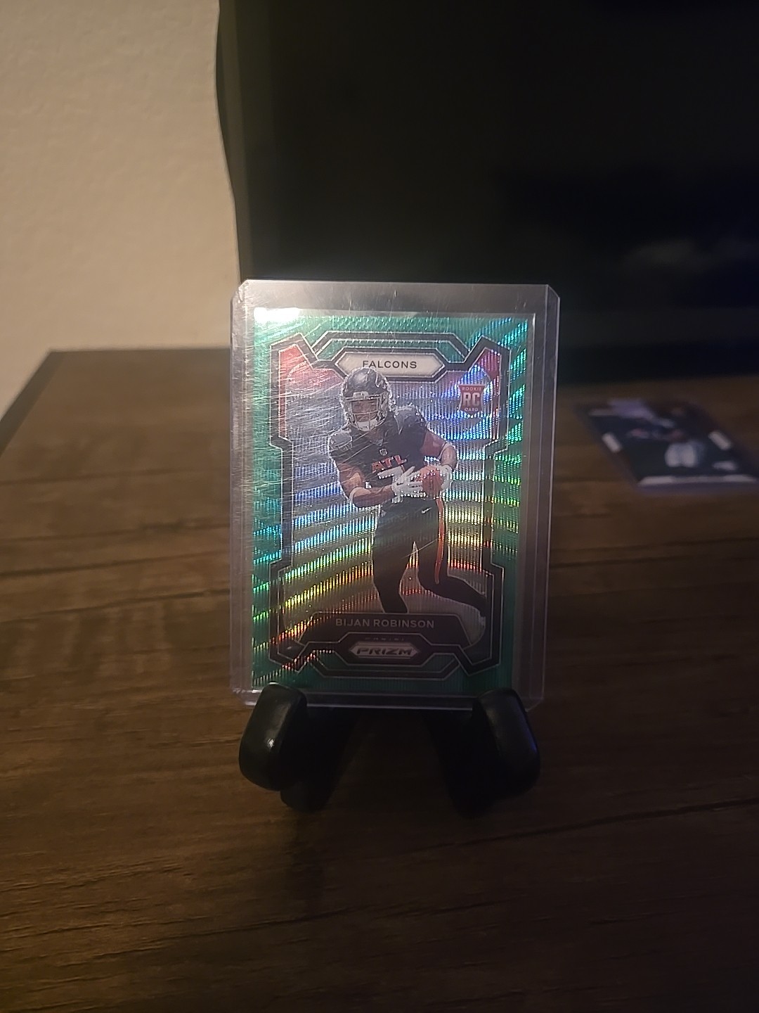 2023 Panini Prizm - Rookies Bijan Robinson #305 Green Wave Prizm (RC)
