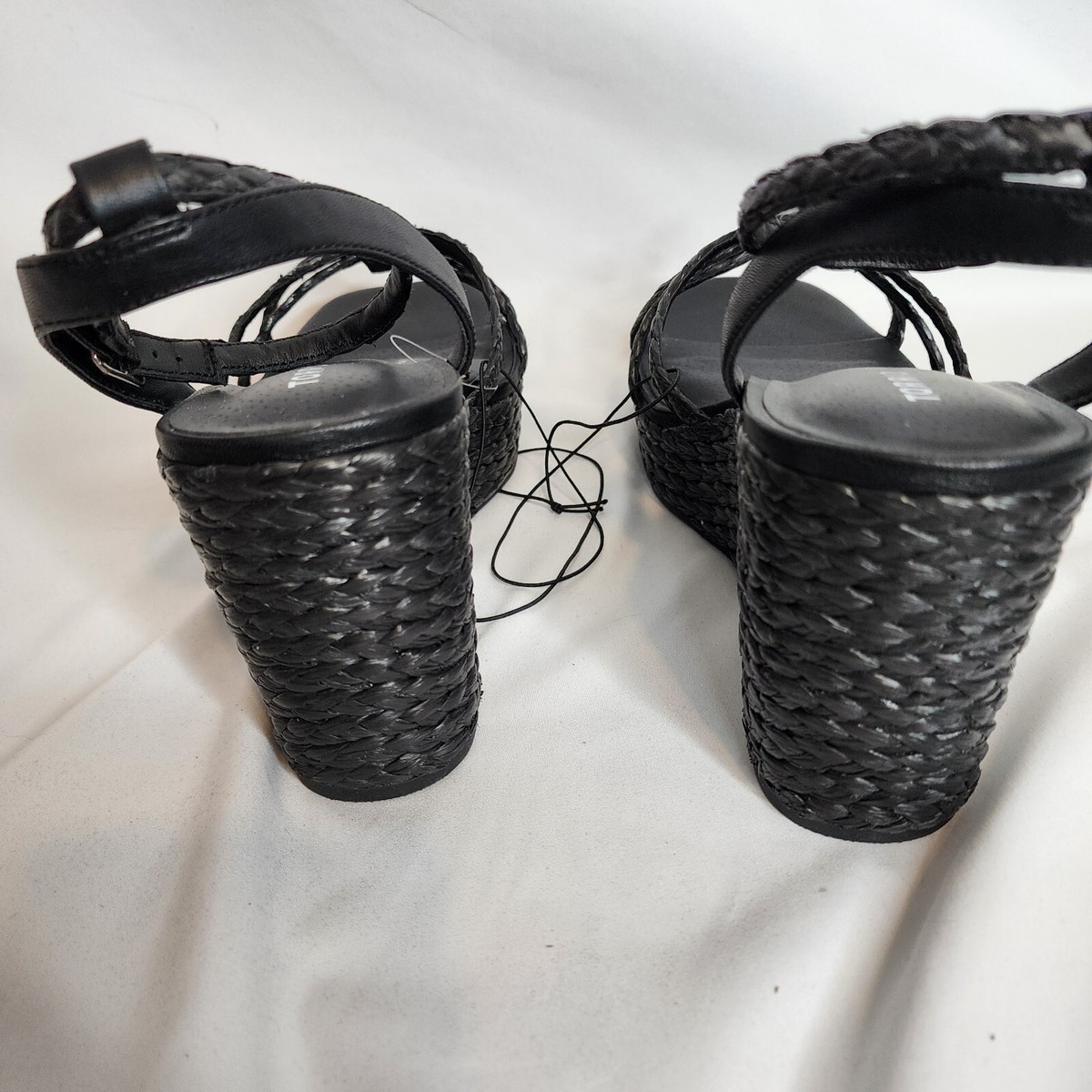 13W Torrid Black Strappy Raffia Platform 4 display picture 1