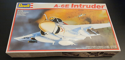 Revell 4393  1/72 Grumman A-6E Intruder Kampfflugzeug - in OVP