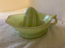 Jadite McKee Jadite Juicer Reamer w/Finger Handle (GLOWS)