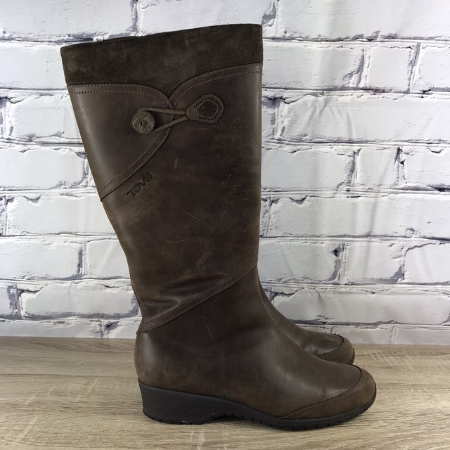 teva waterproof boots