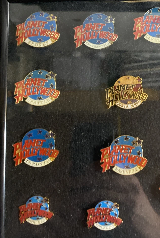 Planet Hollywood 带框城市徽章 30 件套 — 第 2/4 张图片