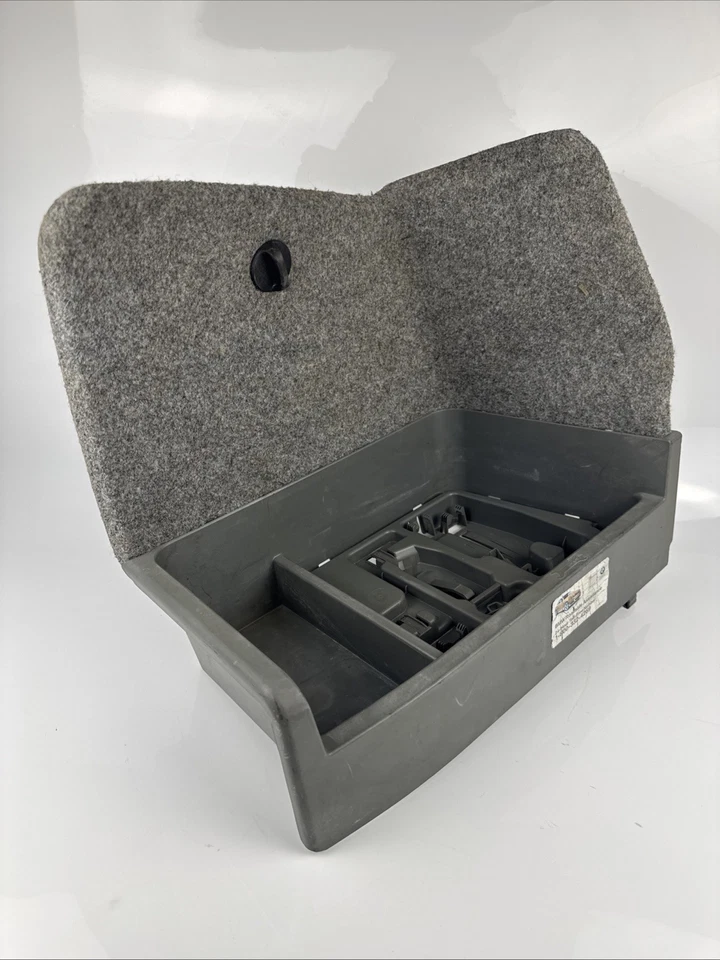 2009-2013 BMW E92 328i 335i 335xi Coupe Battery Cover OEM 51477122415 gray - Изображение 3 из 4