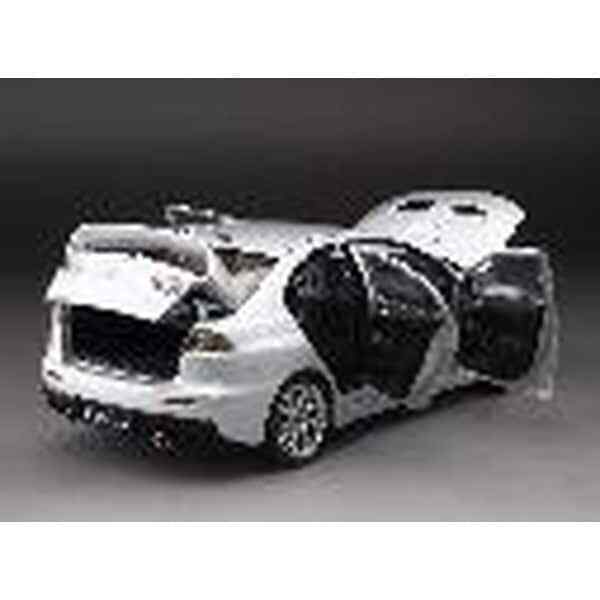 5821 1/18 Mitsubishi Lancer Evolution X Silver Metallic