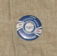 OFFICIAL 1988 LOS ANGELES DODGERS MLB NATIONAL LEAGUE CHAMPIONS PINBACK BUTTON