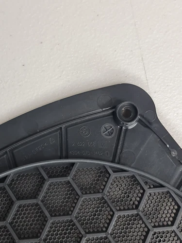 BMW G80 M3/4 OEM SUBWOOFER SPEAKER COVER 2622658-01 - Picture 6 of 7
