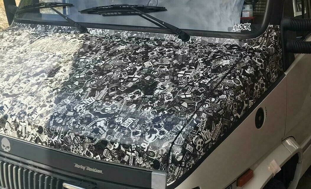 Sticker Bomb Bianco e Nero Pellicola Adesiva Rivestimento Auto Car Wrapping - 38x50cm
